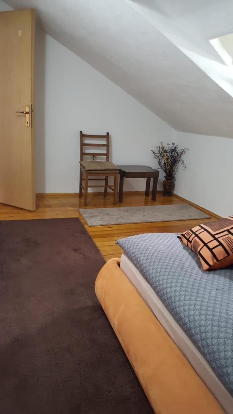 Apartman "Em" Bihać Esterno foto